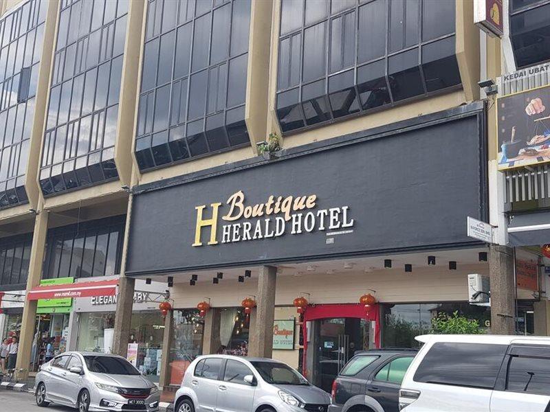 Capital O 89938 Herald Hotel Malacca Exterior photo