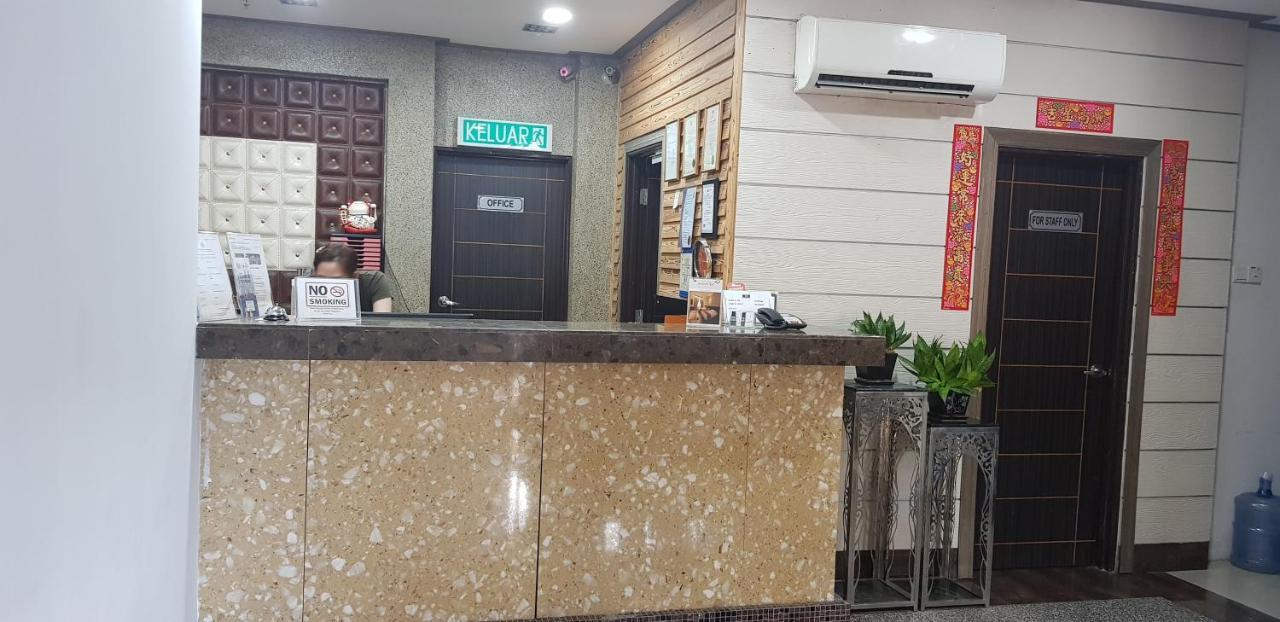 Capital O 89938 Herald Hotel Malacca Exterior photo